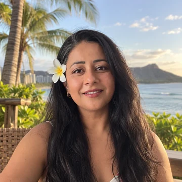 Sidra, founder of Stay Hawaii